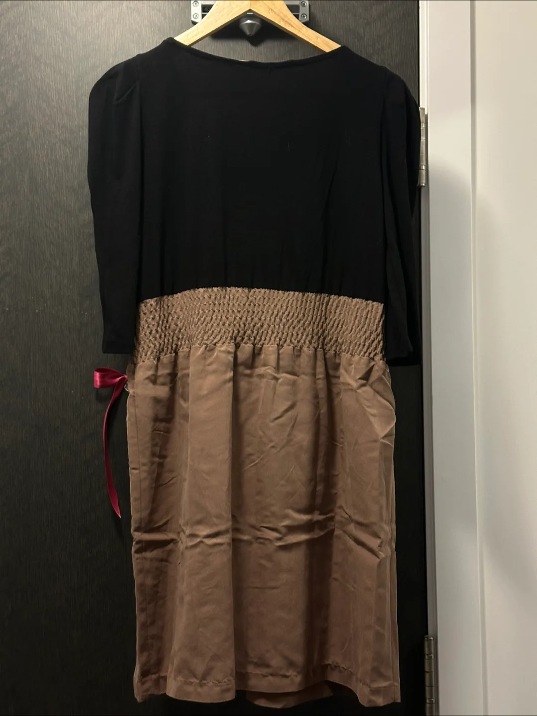Black and Brown Two-Tone Dress with Zipper image indicator(2)