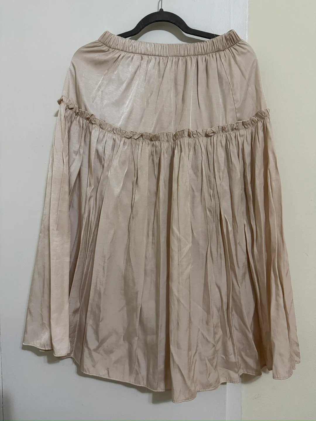 Champagne Off-the-Shoulder Ruffle Midi Skirt thumbnail