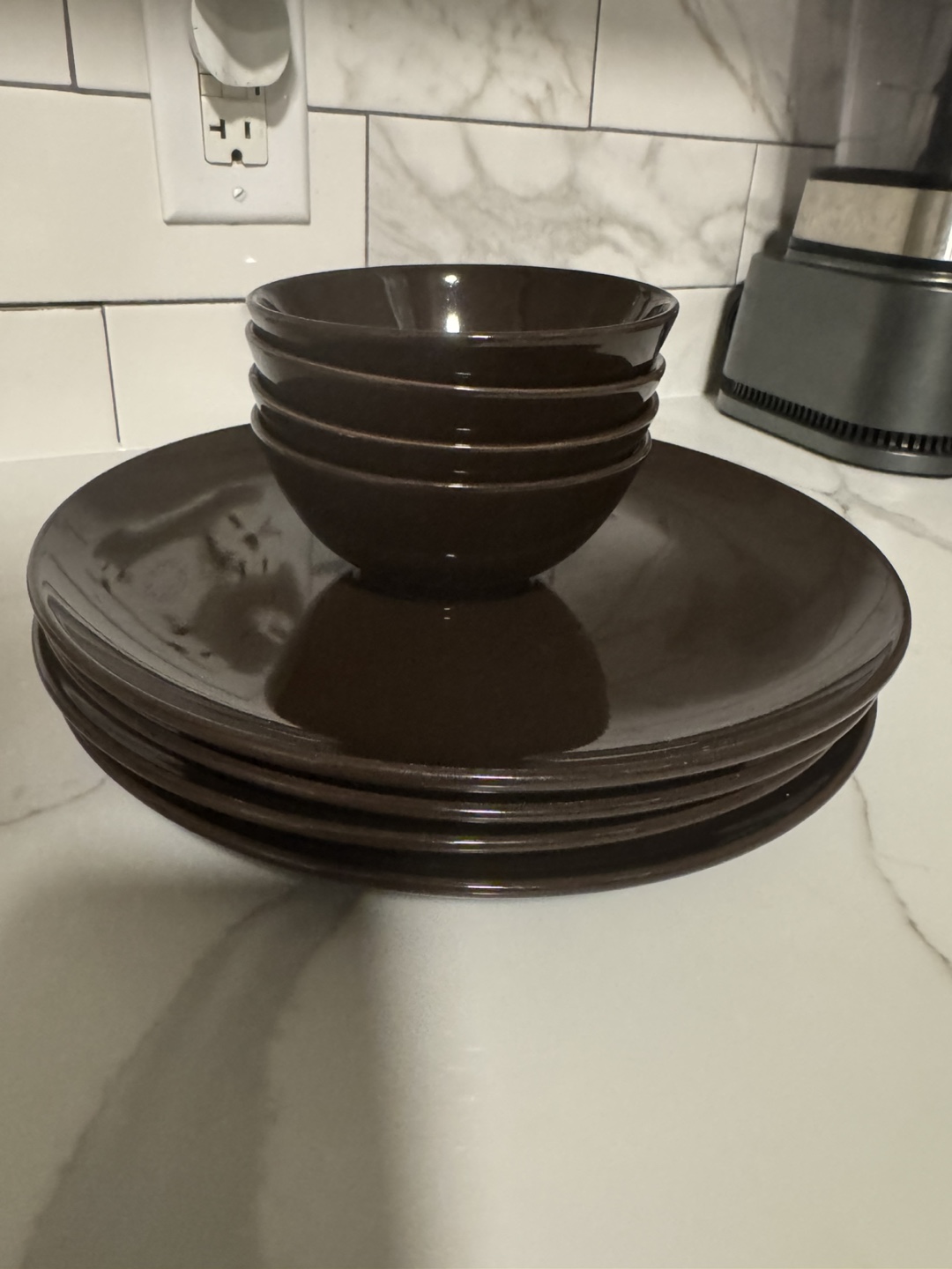 IKEA Dark Brown Dinnerware 4 plates & bowls