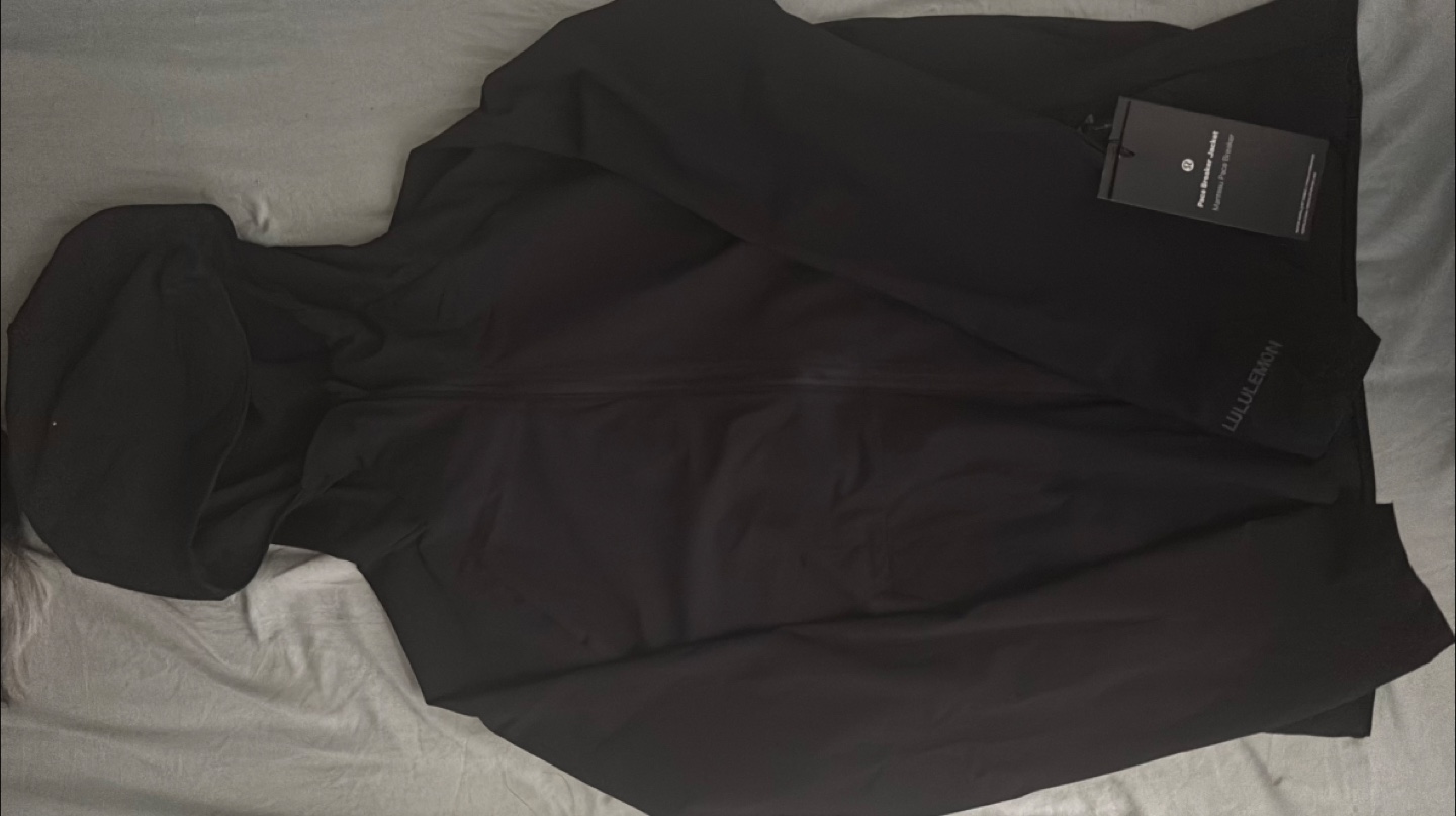 Lululemon Black Hooded Jacket - photo 2