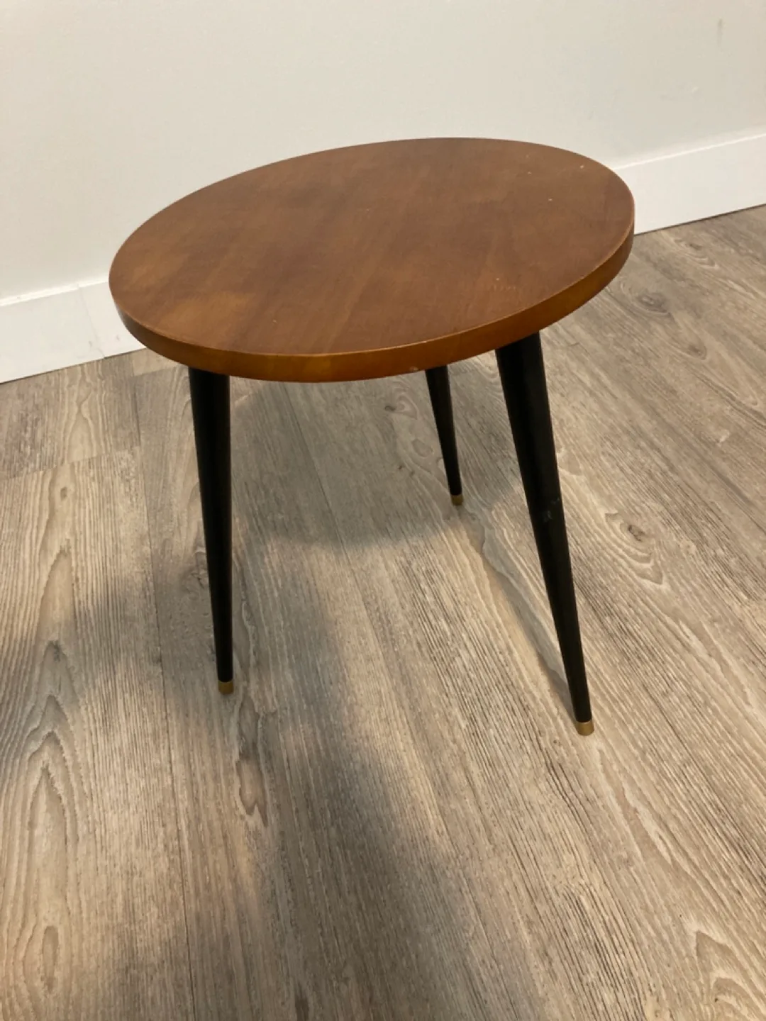 Mid-Century Modern Round Side Table thumbnail