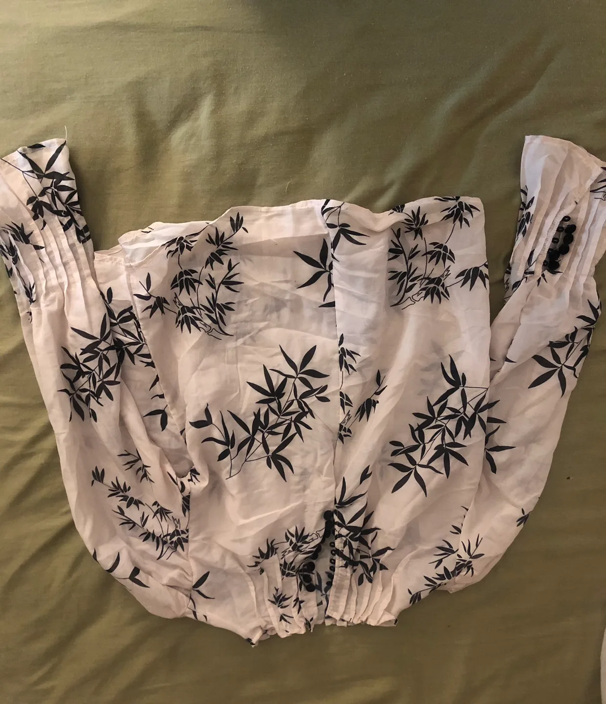 Bundle of clothes for women image indicator(5)