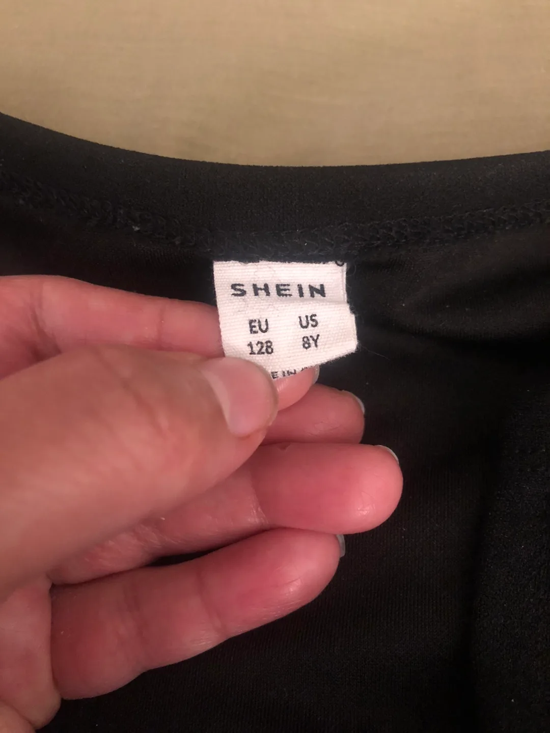 Bundle of clothes for women image indicator(2)