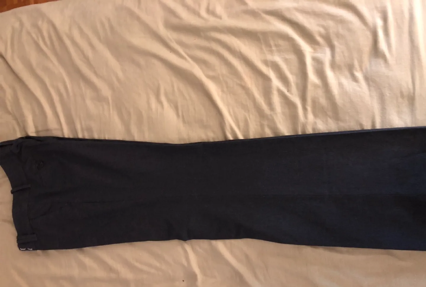 Women pants bundle image indicator(3)