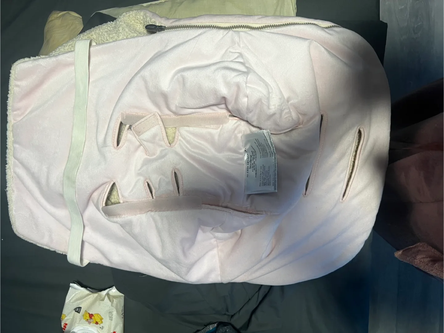 JJ cole Winter car seat cover image indicator(4)