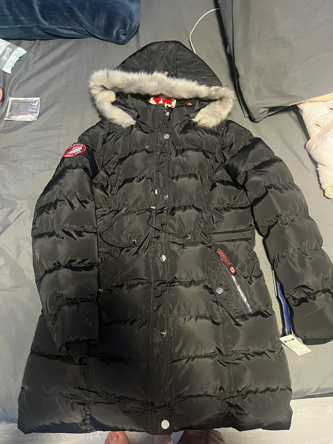 Woman’s winter coat thumbnail