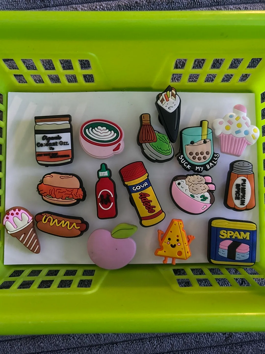 Set of 16 Jibbitz Charms - Food Theme thumbnail
