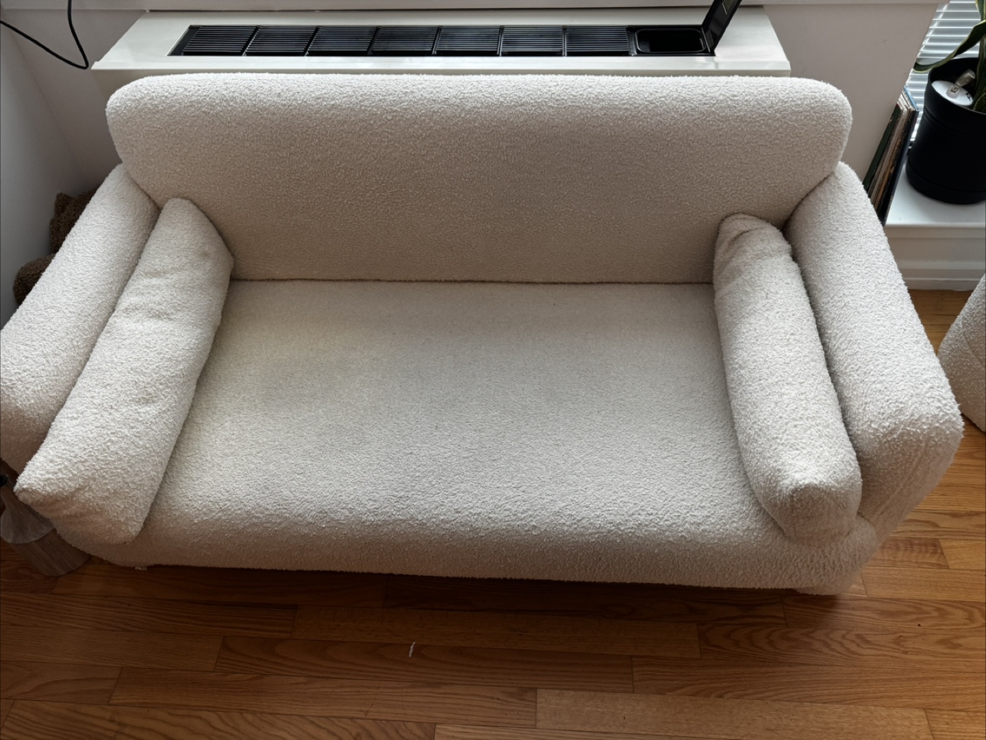 Cream-Colored Bouclé Sofa - photo 3