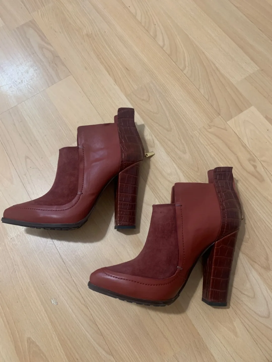 Women's Burgundy Leather & Suede Ankle Boots.US:8 thumbnail