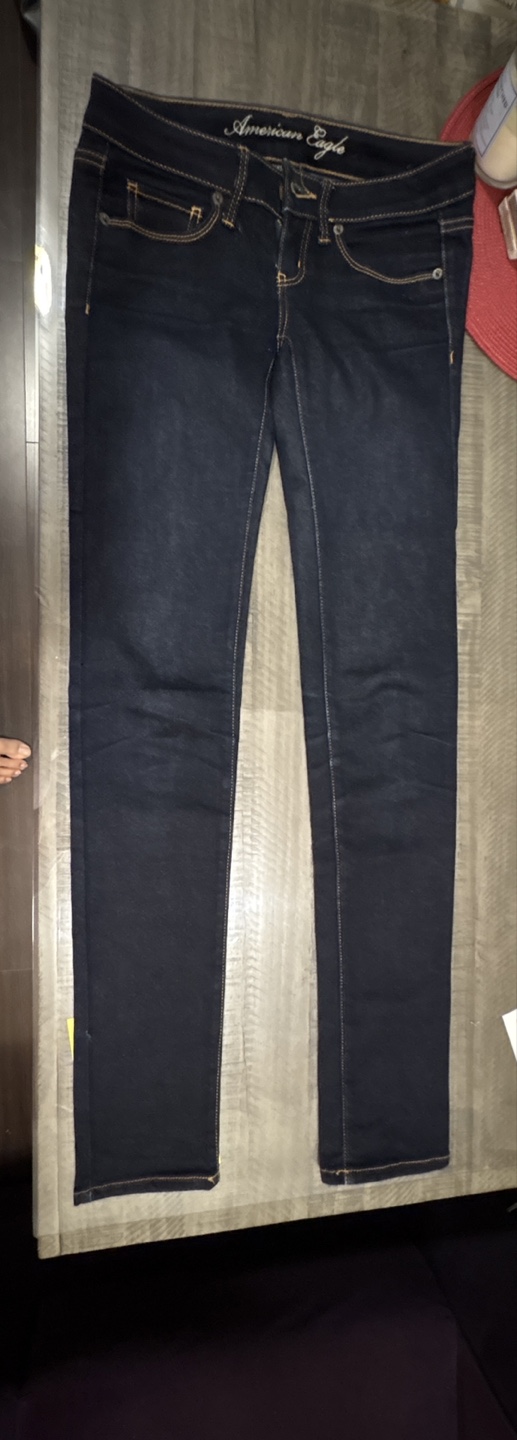 American Eagle Outfitters Dark Wash Skinny Jeans