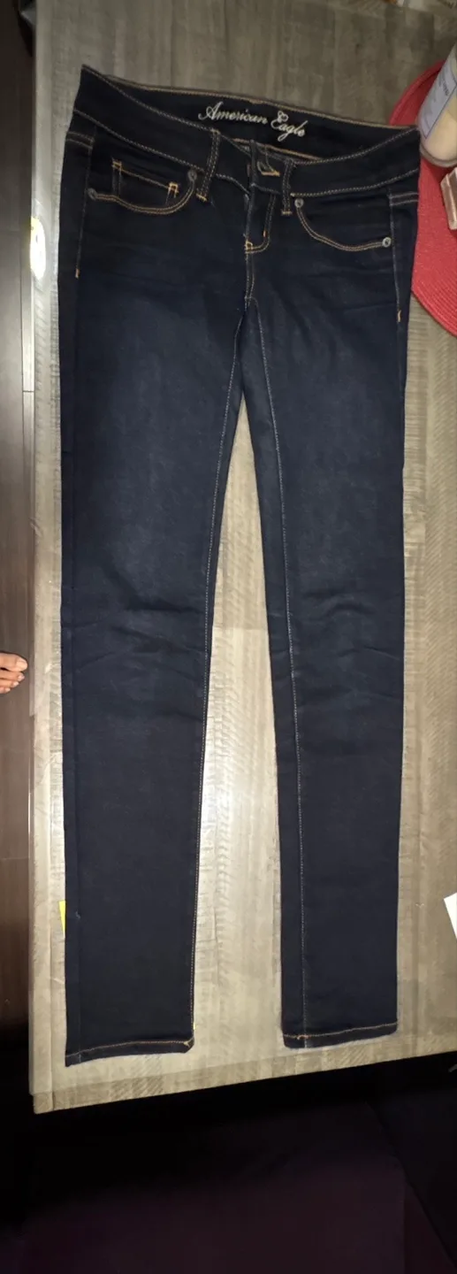 American Eagle Outfitters Dark Wash Skinny Jeans thumbnail