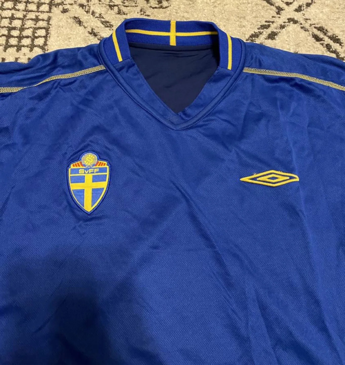 Sweden National Team 2003 Away Jersey Reversible image indicator(4)