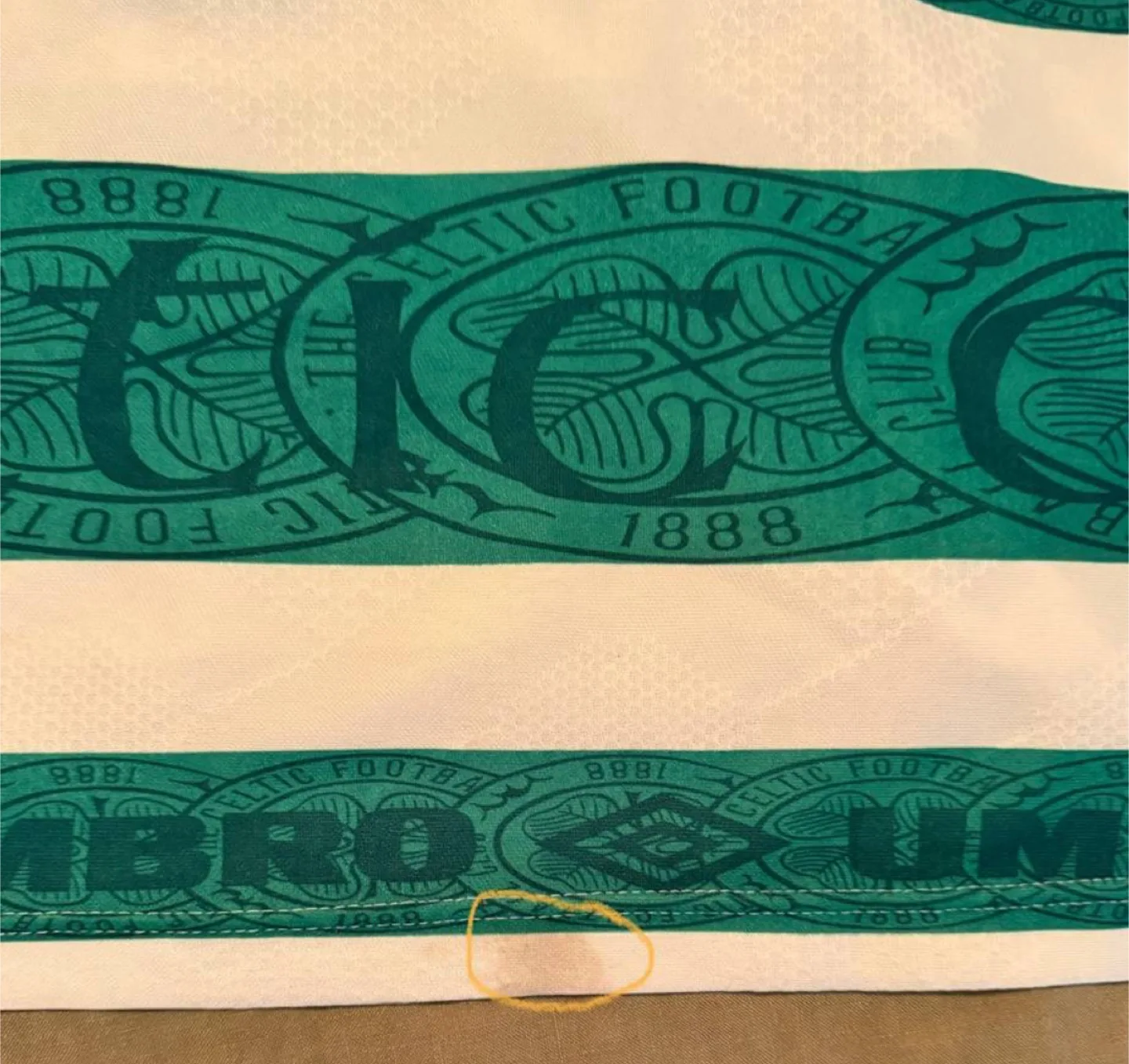 Celtic Home Football Club 1995-1997 Umbro JerseyAdult Size M image indicator(3)