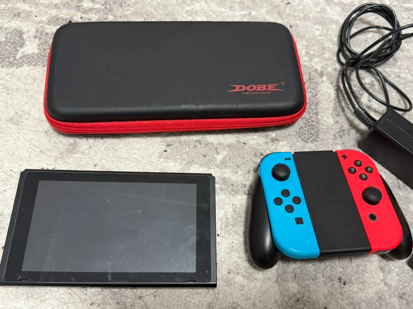 Nintendo Switch Console with Accessories image indicator(2)