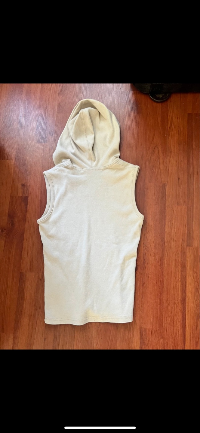 Ladies Vancouver Canucks sleeveless hoodie, size Small - photo 2