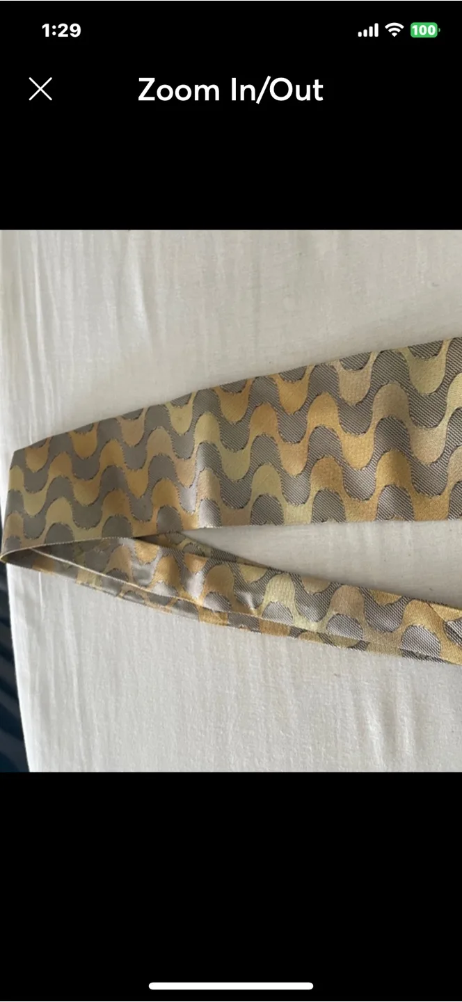 Men's Beige and Gold Wave Pattern Necktie thumbnail