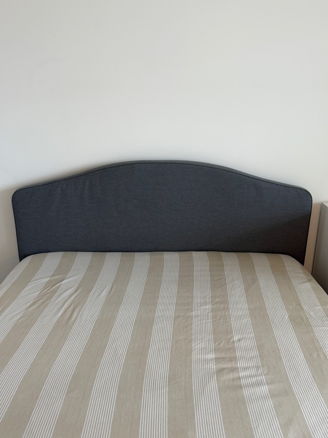 IKEA MALM Grey Queen Bed Frame - photo 2