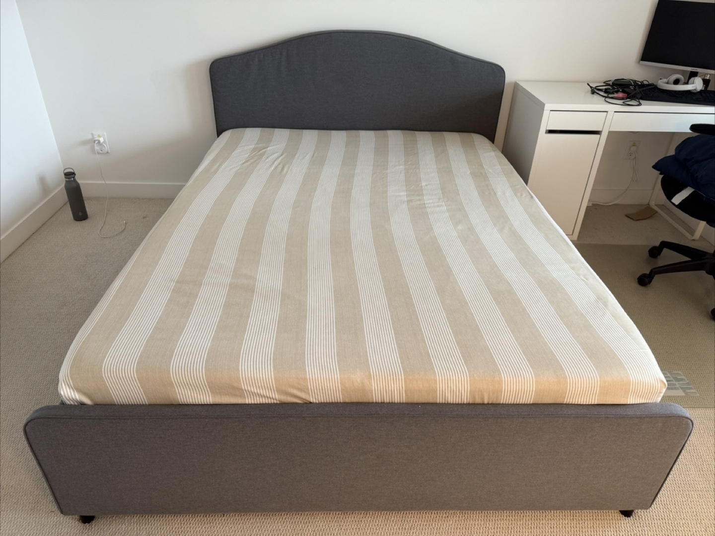 IKEA MALM Grey Queen Bed Frame - photo 3