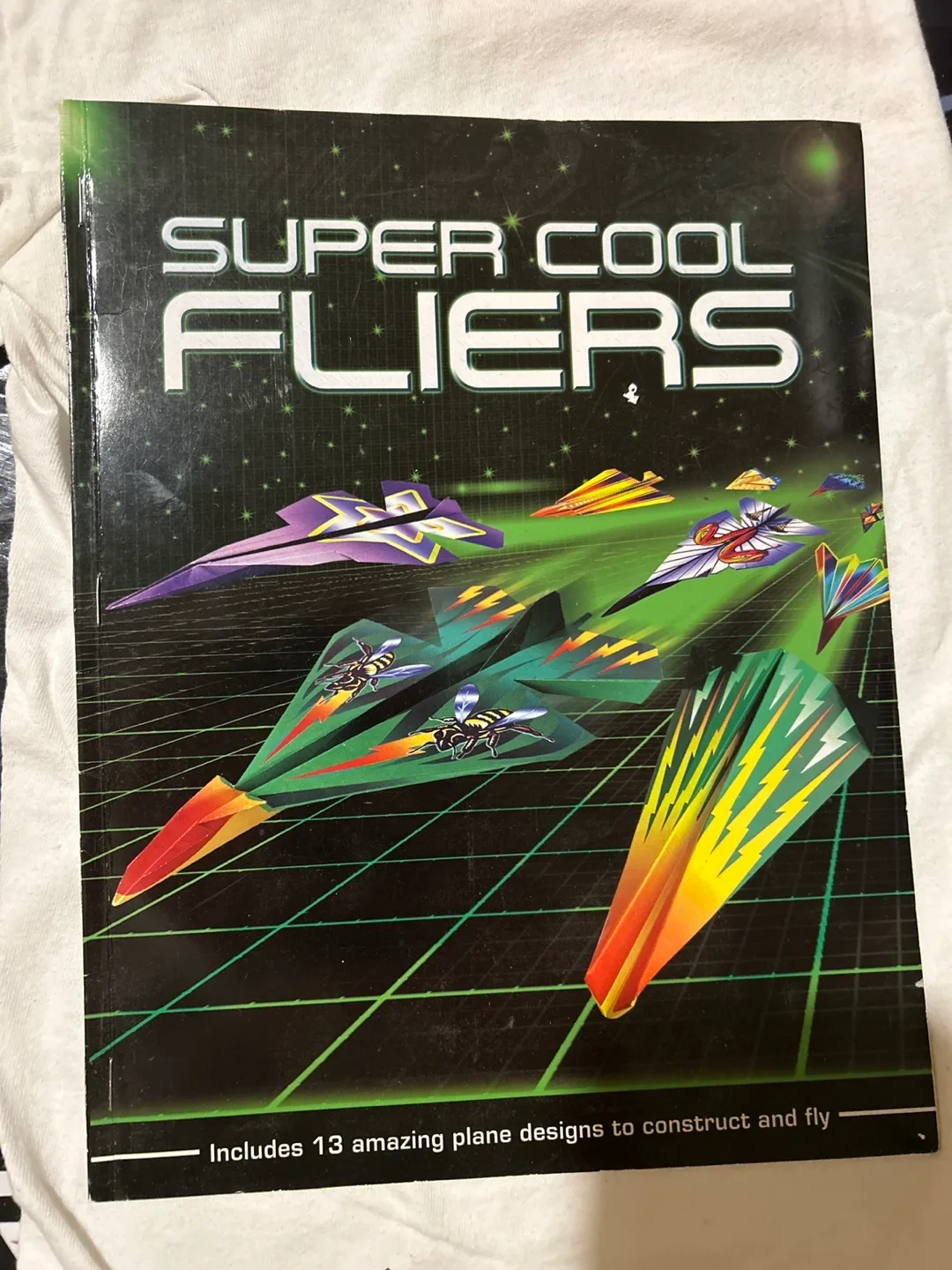 Super Cool Fliers Paper Airplane Book thumbnail