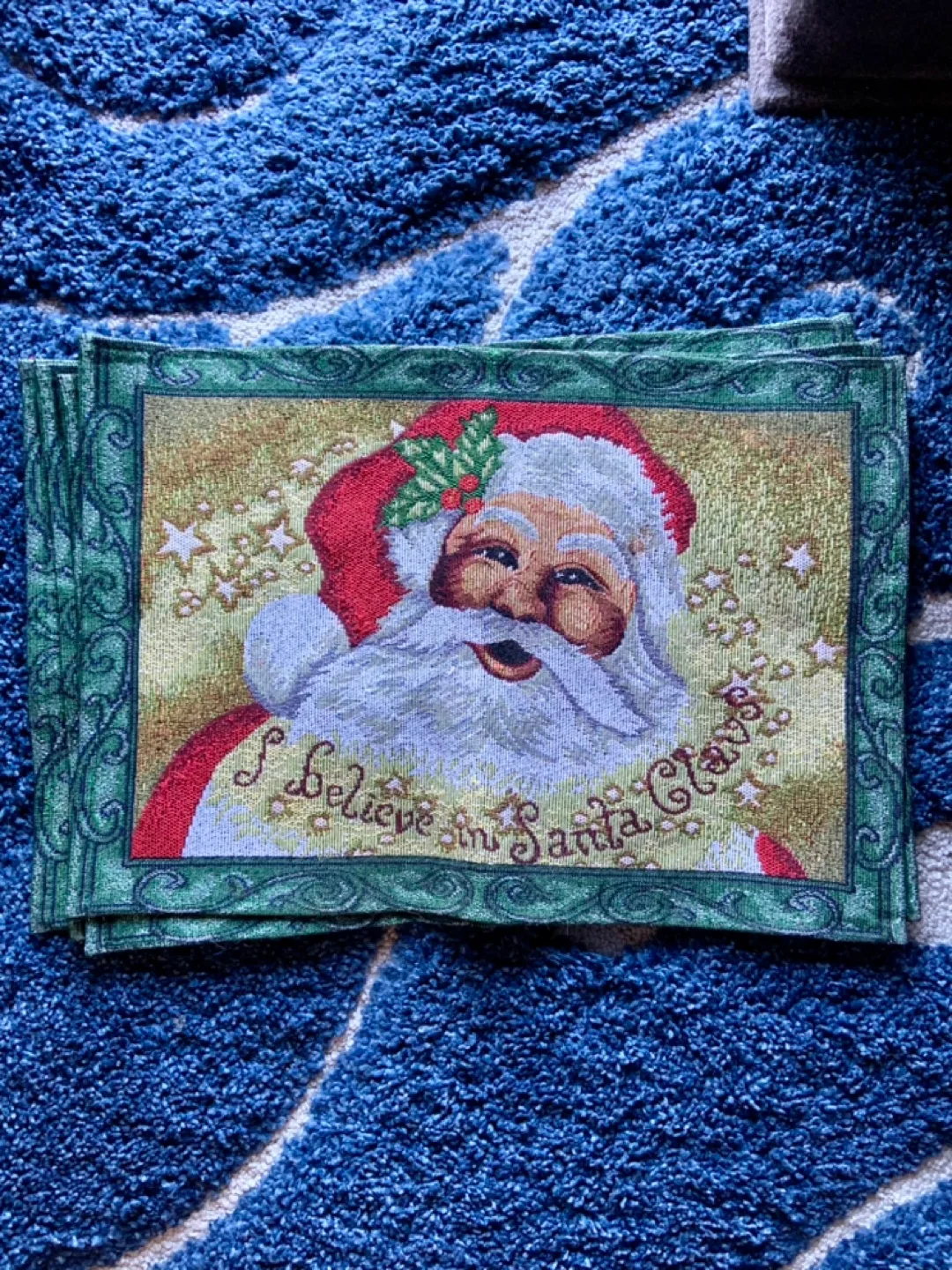 Set of 4 Christmas Placemats - Santa Claus Design #freecycle image indicator(2)