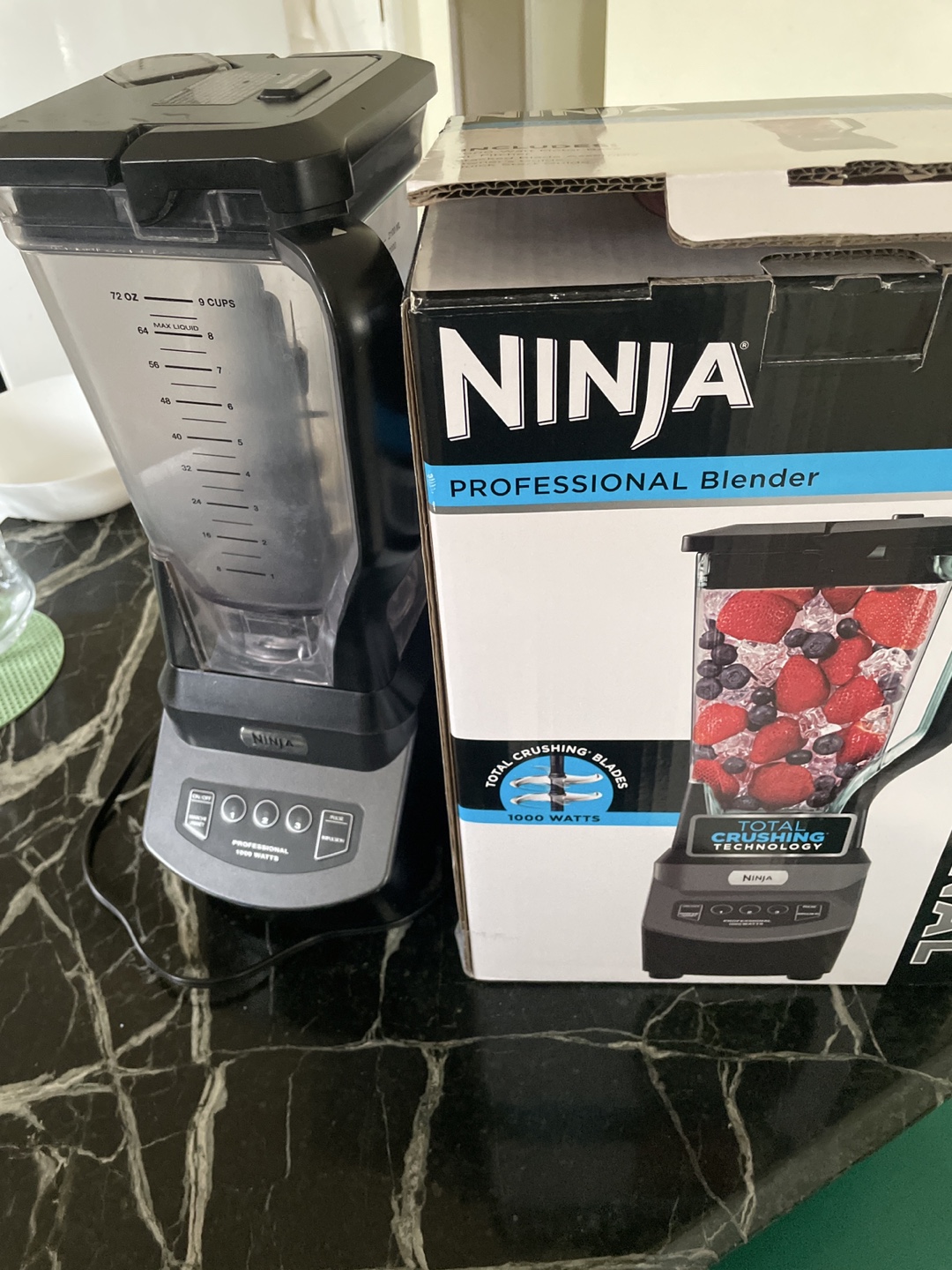 Ninja Professional Blender - 1000 Watts - photo 2