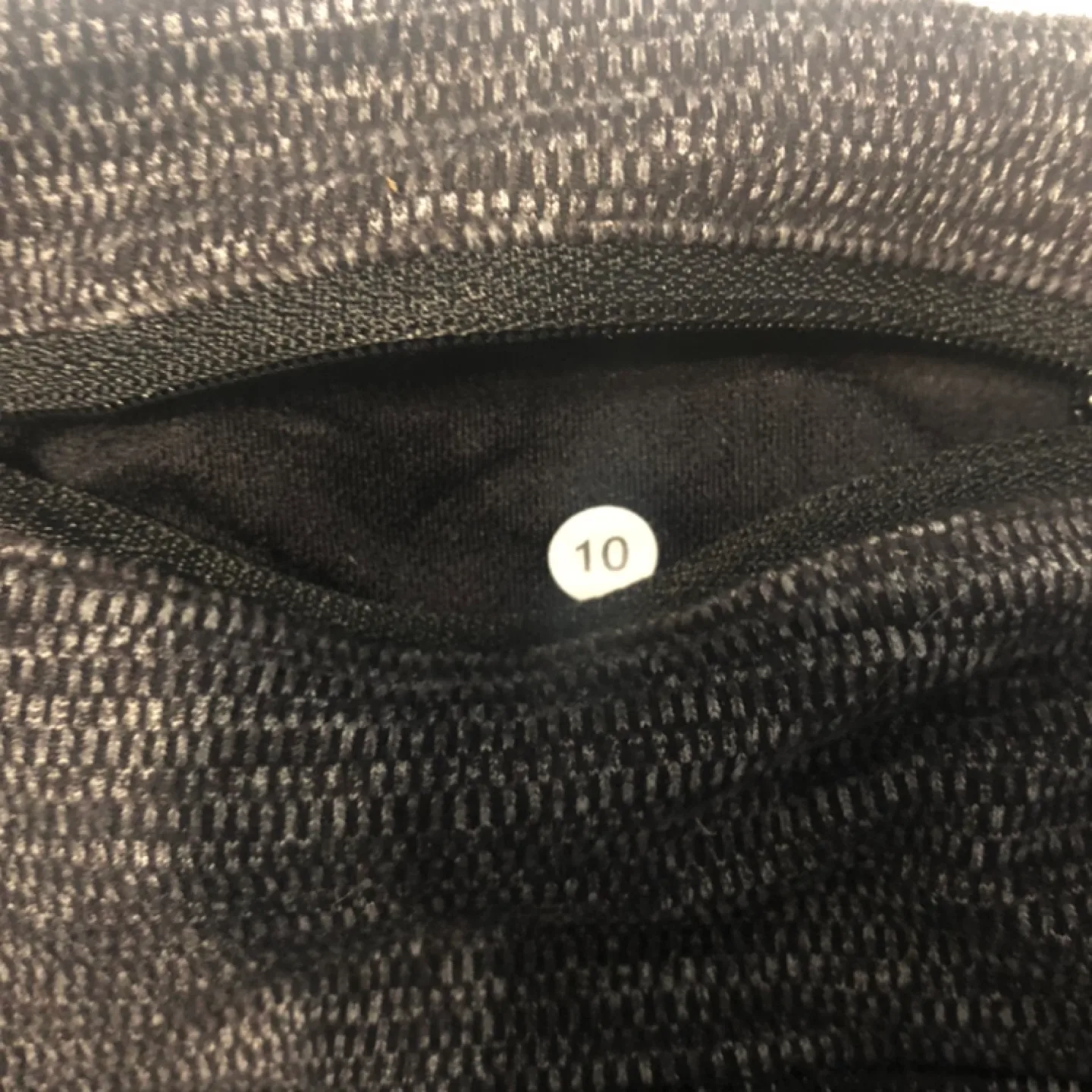 Lululemon Black and Grey Leggings Size 10 image indicator(3)