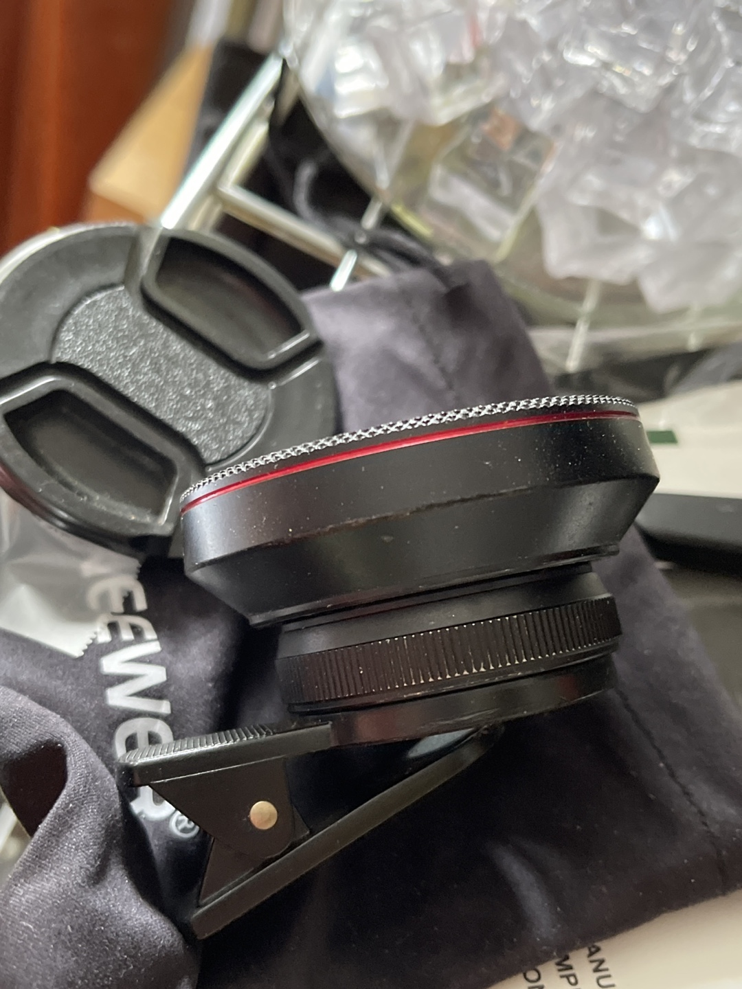 0.6X Wide Angle Lens with Macro for Smartphone