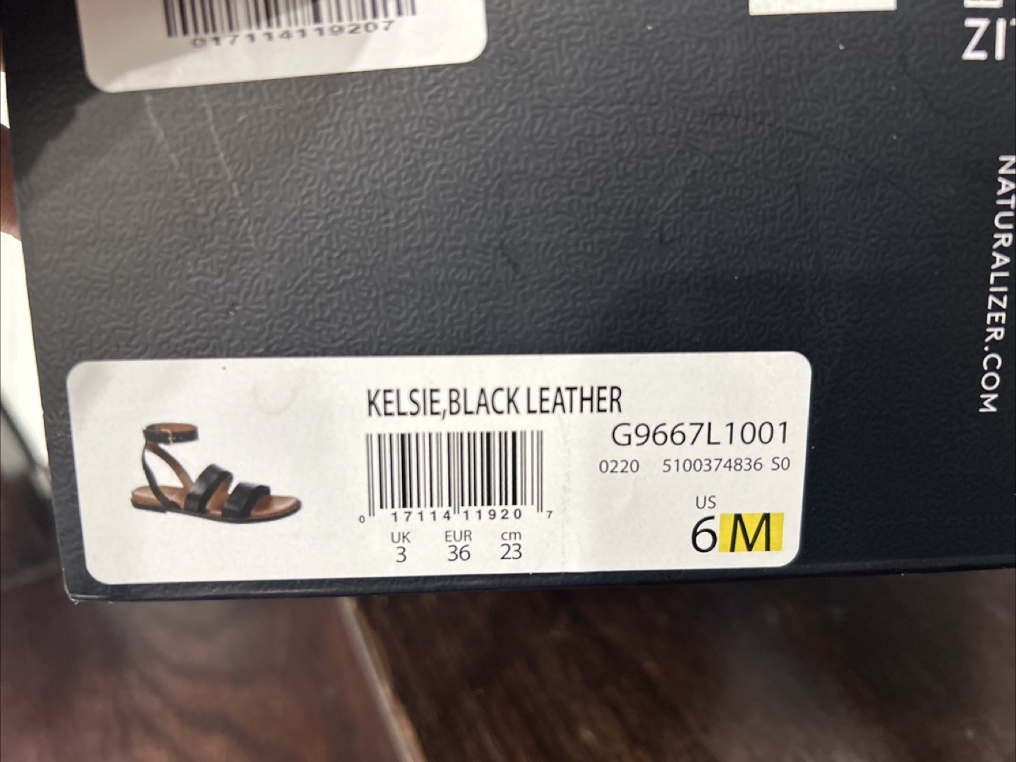 Naturalizer Women's Kelslie Black Leather Sandals - Size 6M - photo 3