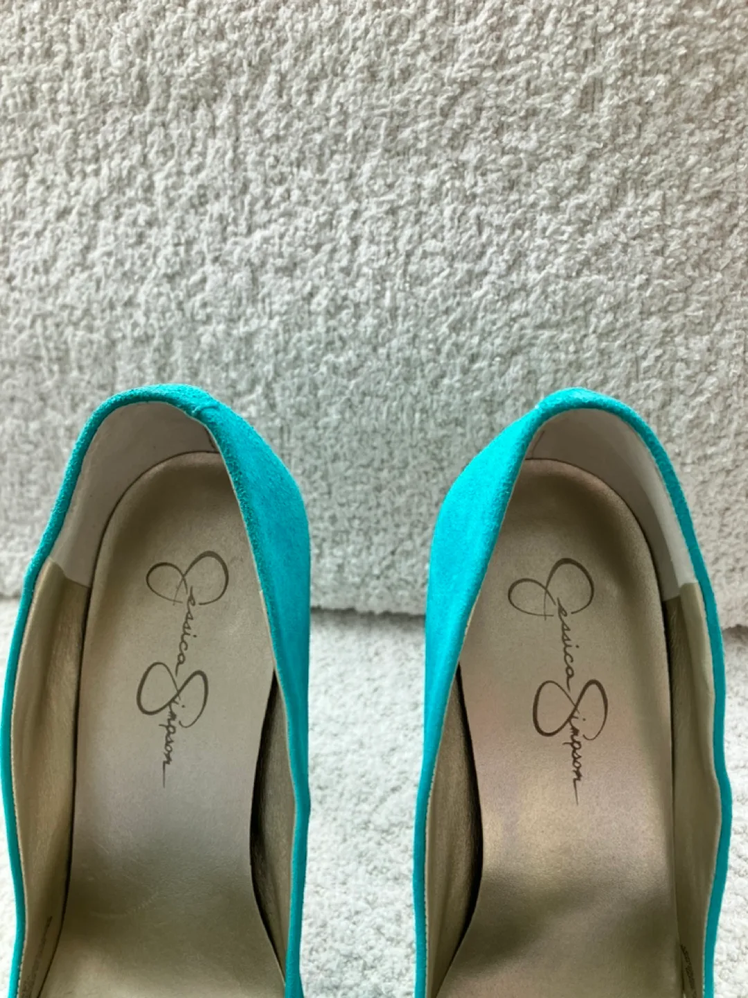 Jessica Simpson Waleo platform pump image indicator(5)