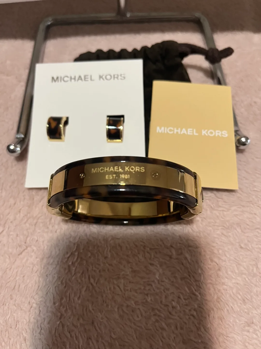 Michael Kors Tortoise Shell Bangle and Earrings Set thumbnail