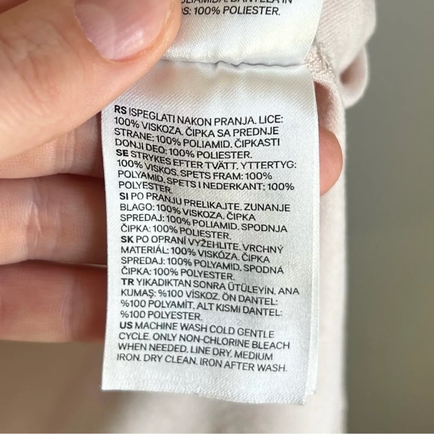 H and M High Neck Sleeveless Top with Lace Insert Womens Size XS image indicator(5)