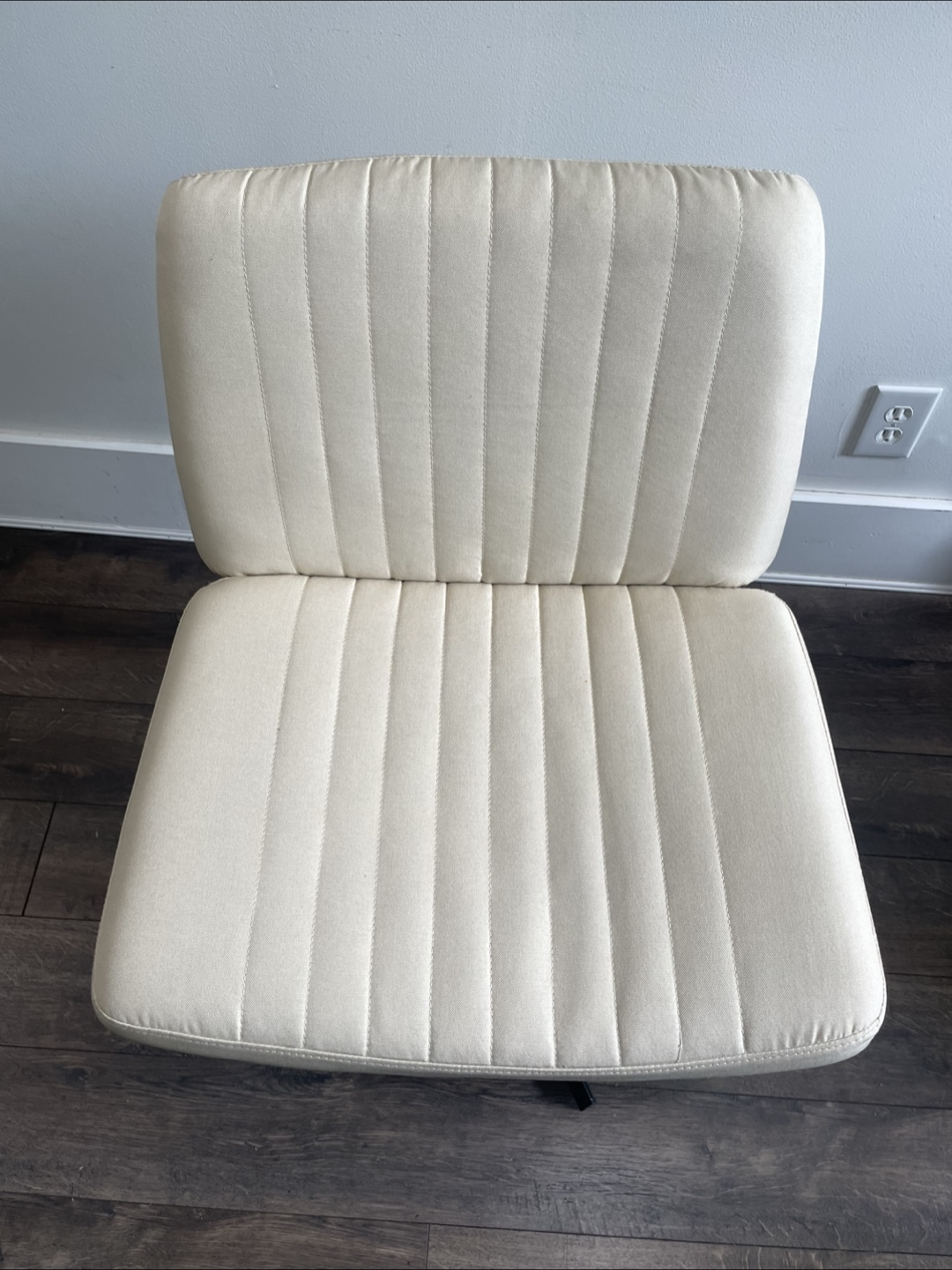 $10 chair