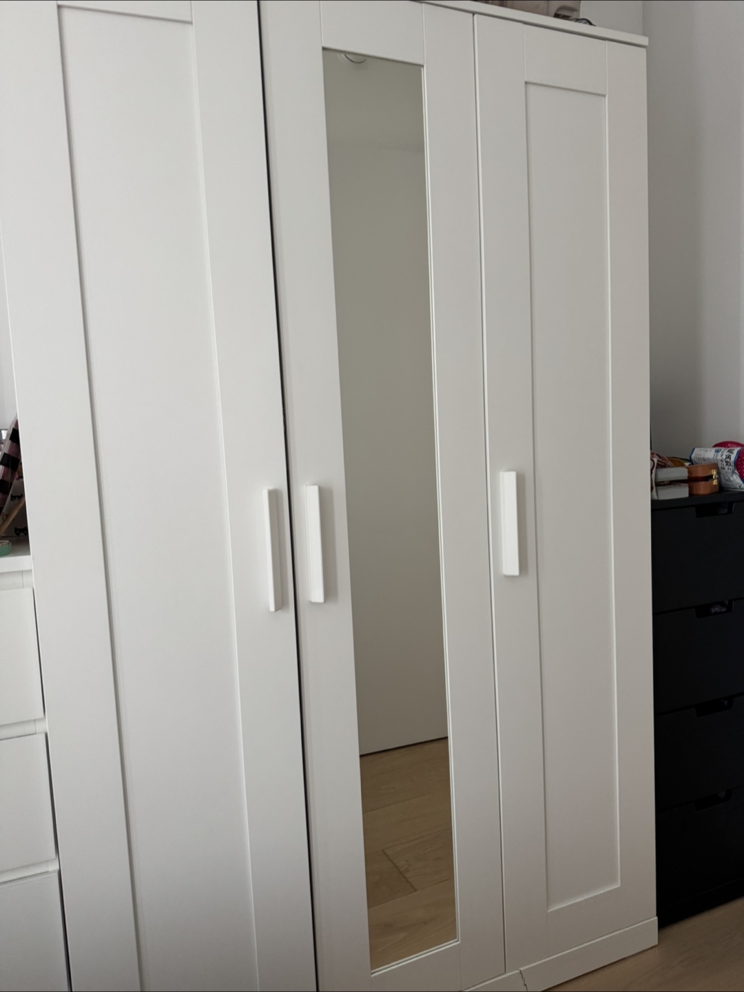 White Wardrobe with Mirror - photo 2