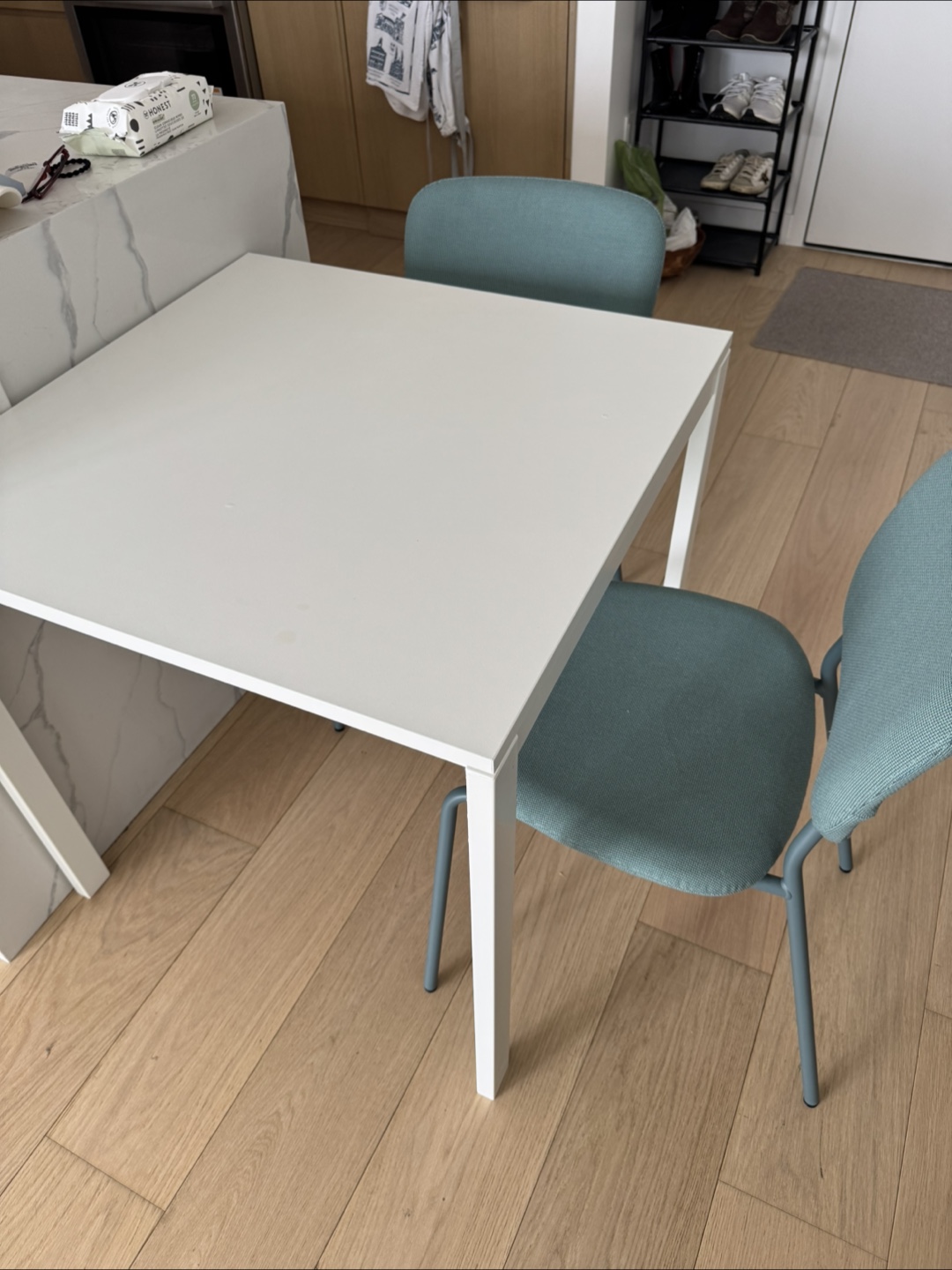 Small IKEA dining table w chairs