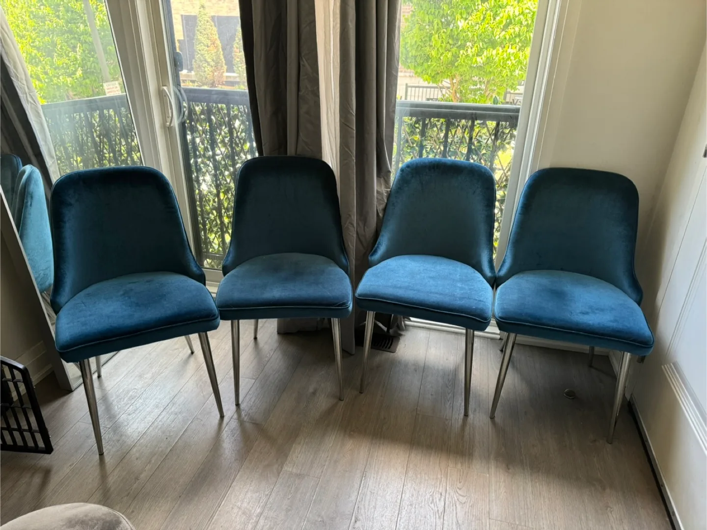 Set of 6 Cobalt blue Velvet Dining Chairs with Silver Legs thumbnail