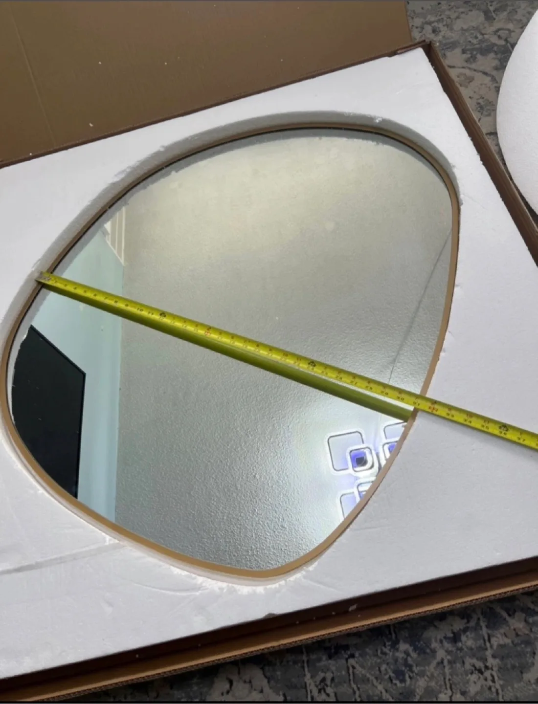 Large Gold Framed Pebble Mirror image indicator(4)