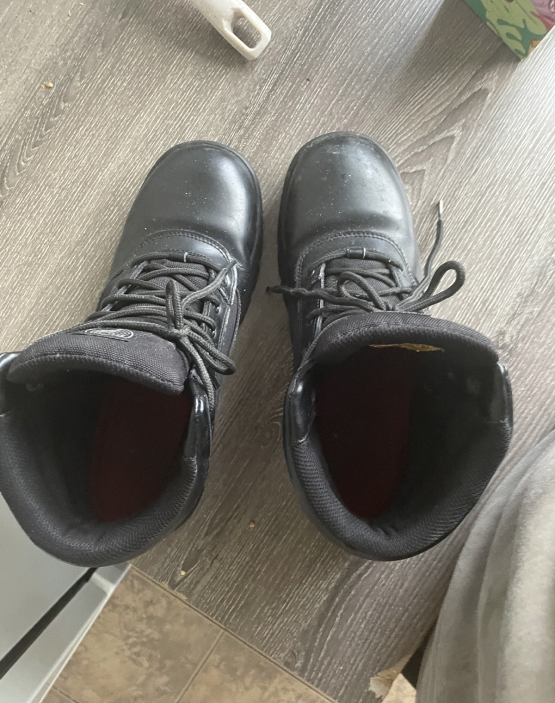 Sketchers boots size 10 - photo 2