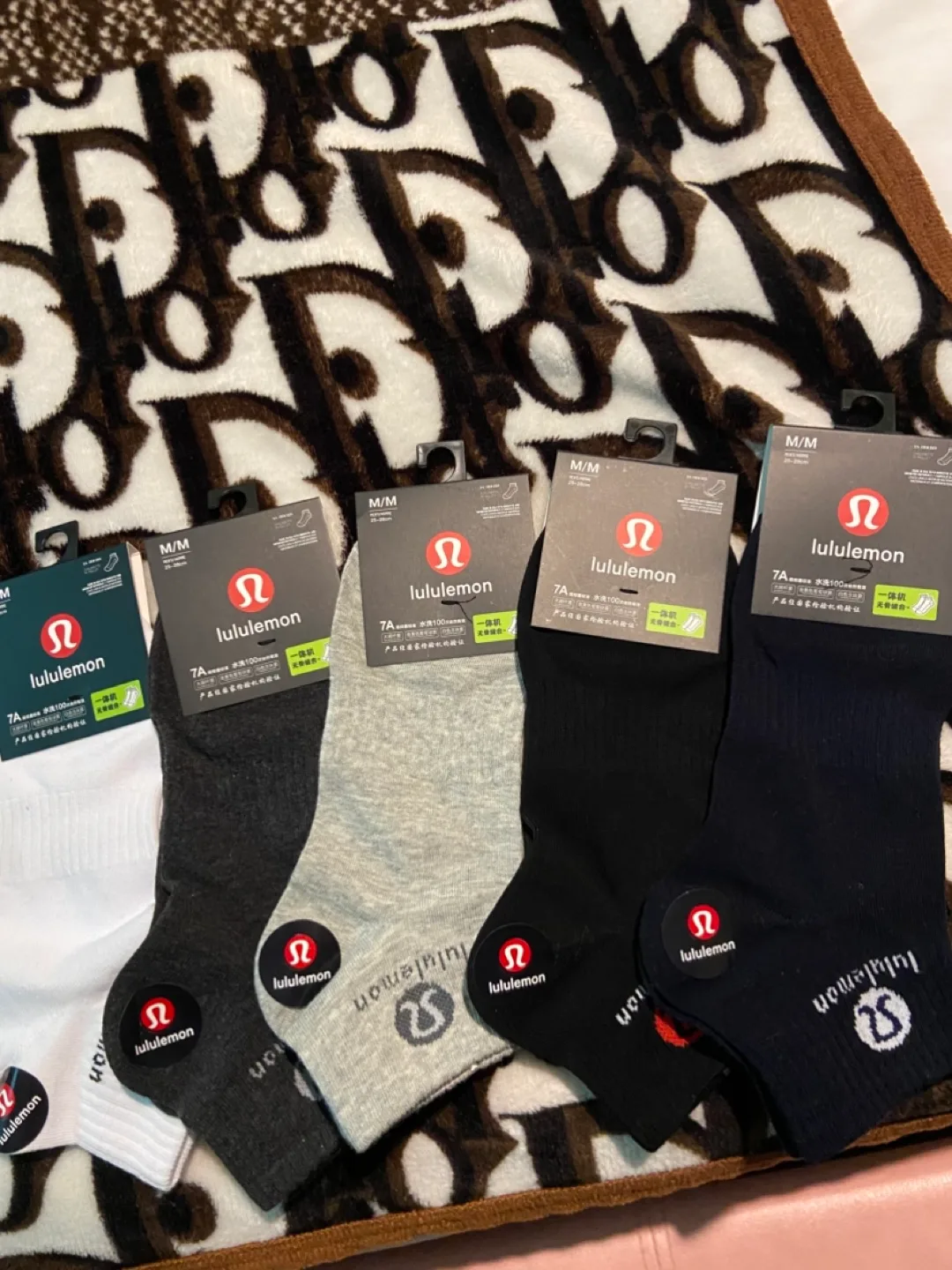 Five pairs of Lululemon Ankle Socks thumbnail