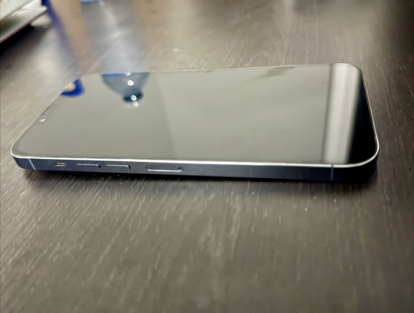 iPhone 13 Pro - photo 2