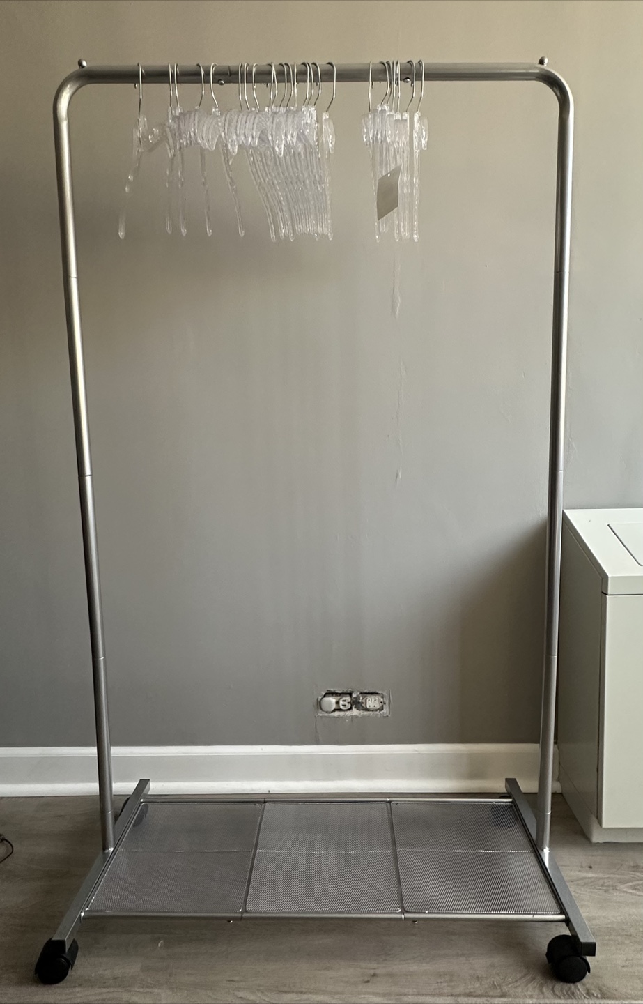 Metal Clothing Rack with Clear Hangers