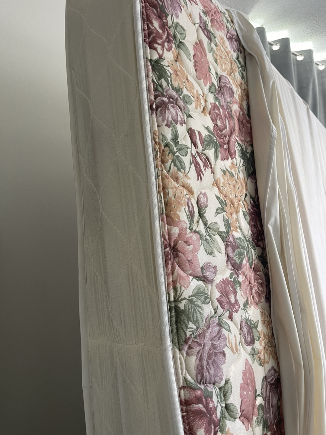 Double Mattress with Floral Print - photo 2