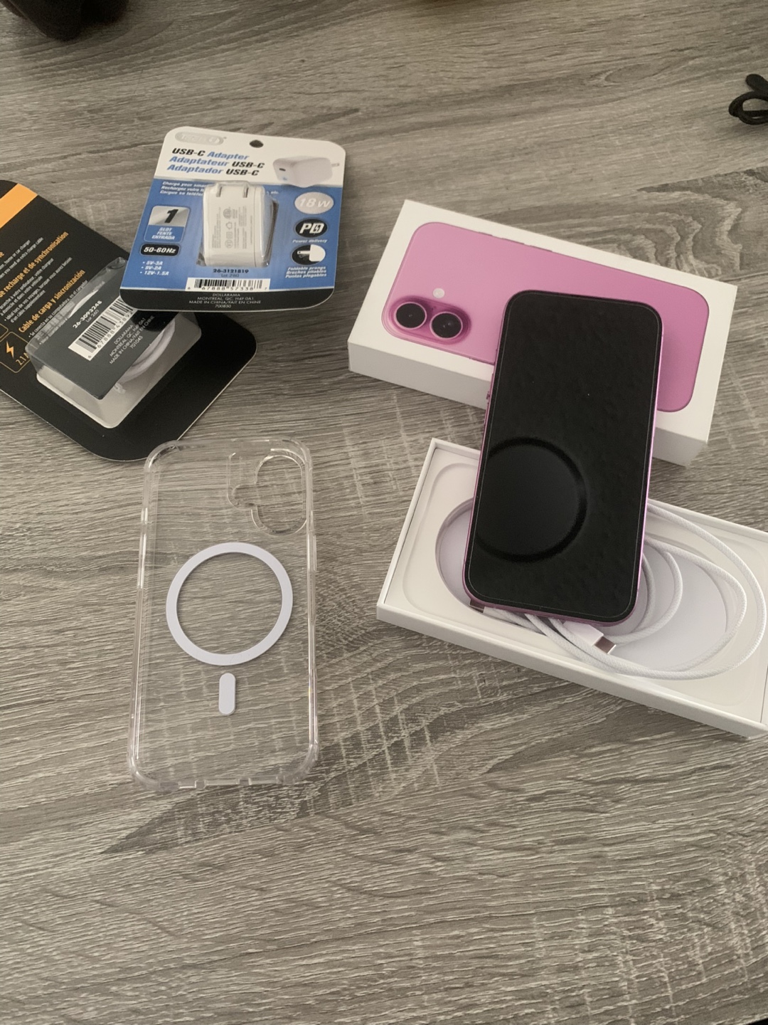 iPhone 16 in Lilac with Accessories - photo 4
