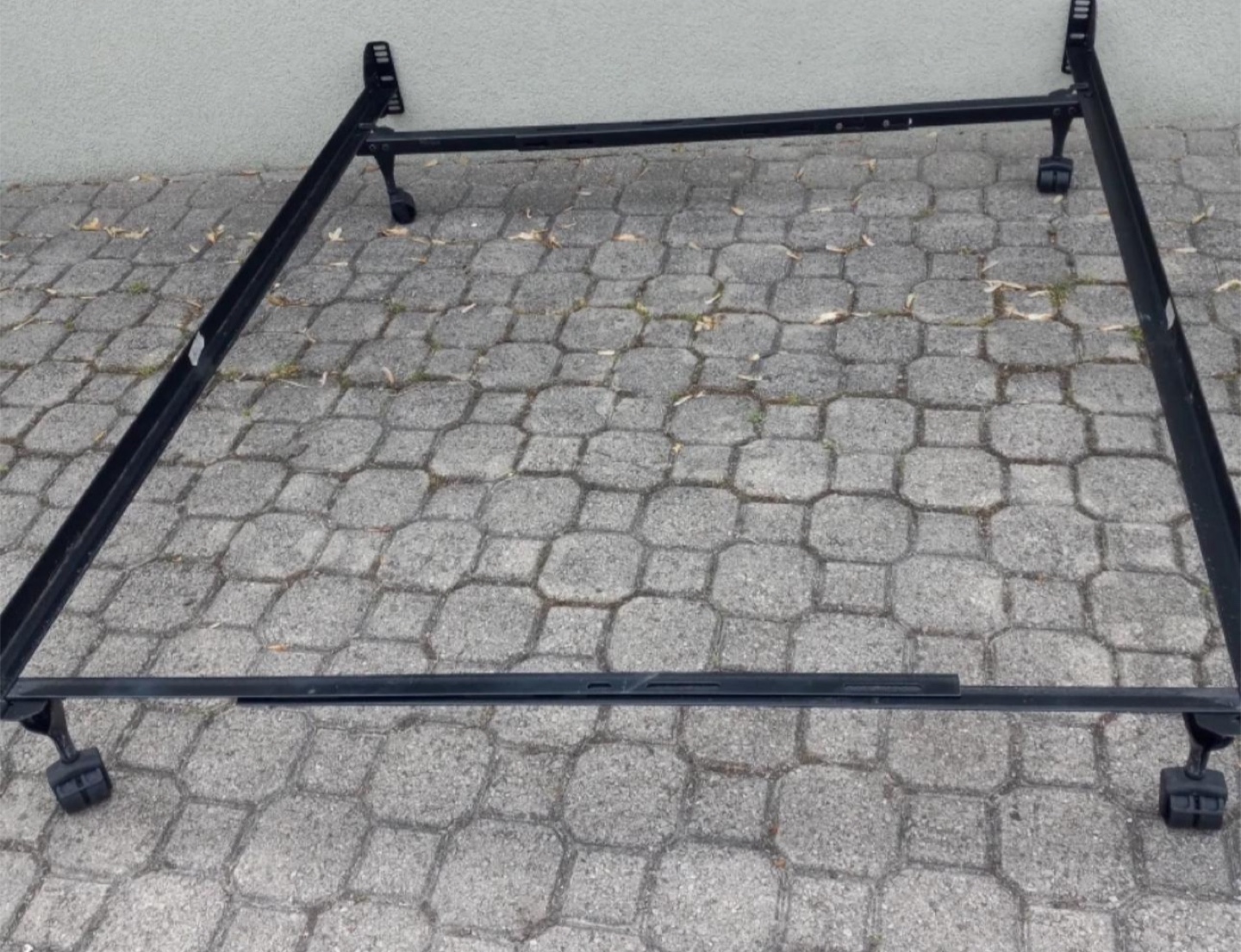 Queen Size Metal Bed Frame