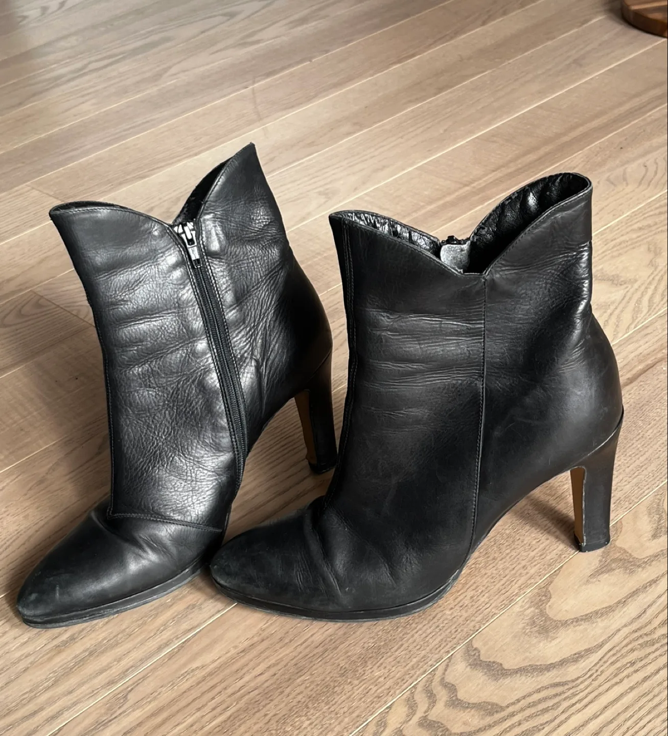 Women's Black Leather Ankle Boots thumbnail