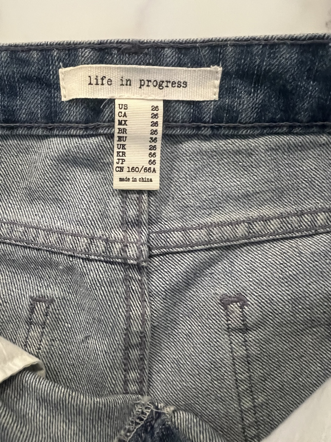 Life In Progress Distressed Denim Shorts Size 26 - photo 3