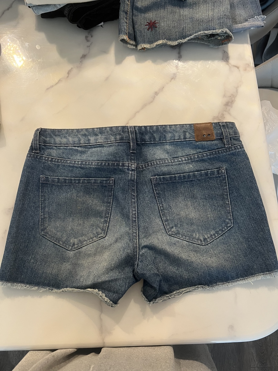 Life In Progress Distressed Denim Shorts Size 26 - photo 2