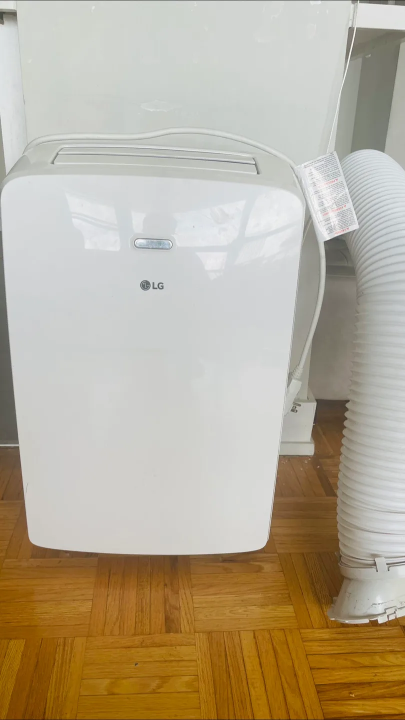 LG Portable Air Conditioner thumbnail