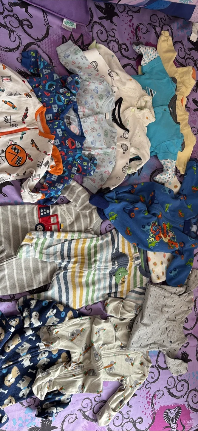 Bundle of 12 Baby Boy Sleepers 0-3m 🏒 image indicator(3)