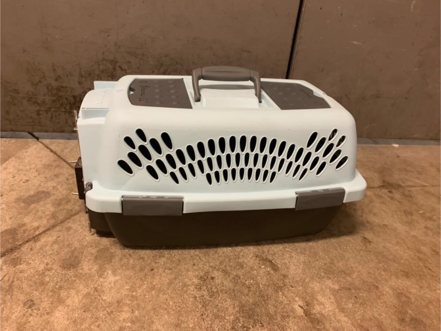Pet Taxi Airline Approved Pet Carrier image indicator(3)