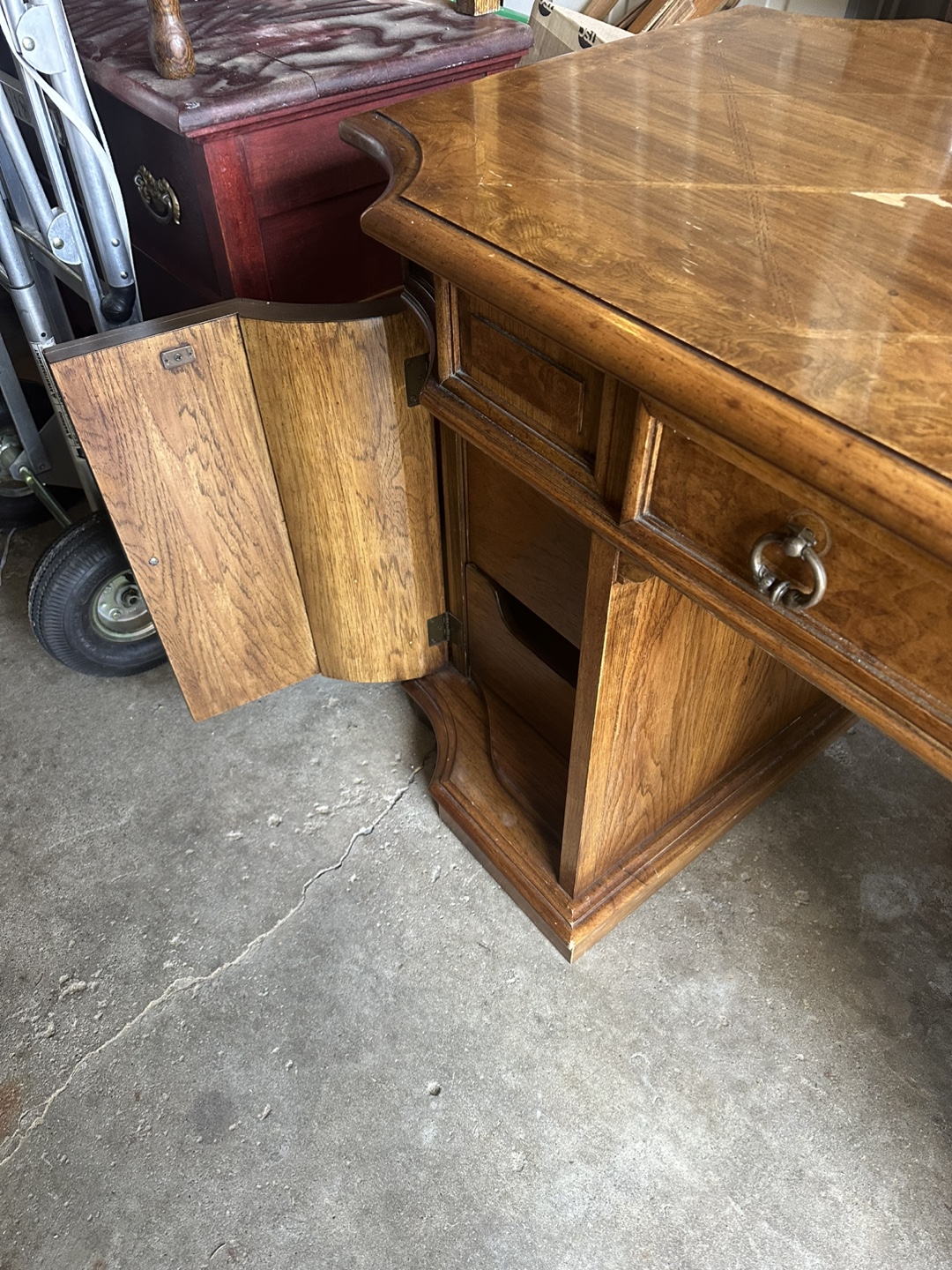 Vintage Wood Executive Desk - photo 3